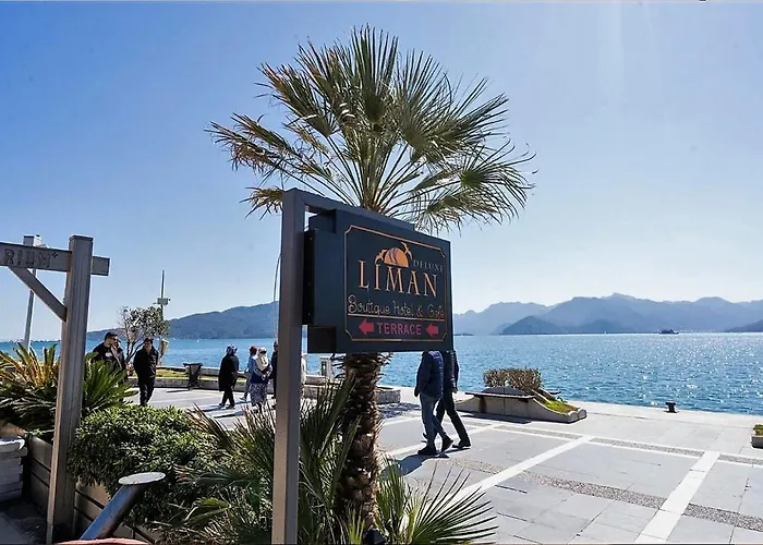 Liman Deluxe Hotell *